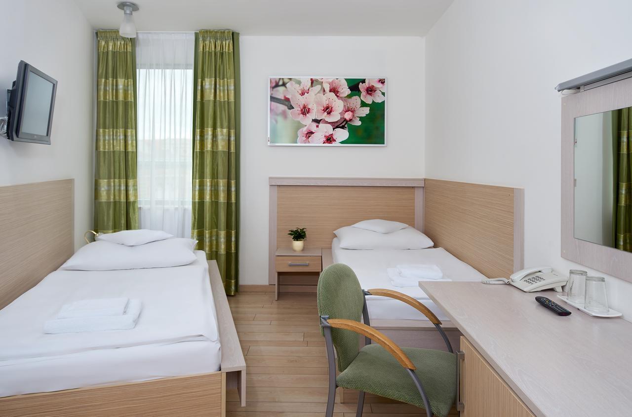 Hotel Ankora Prague Luaran gambar