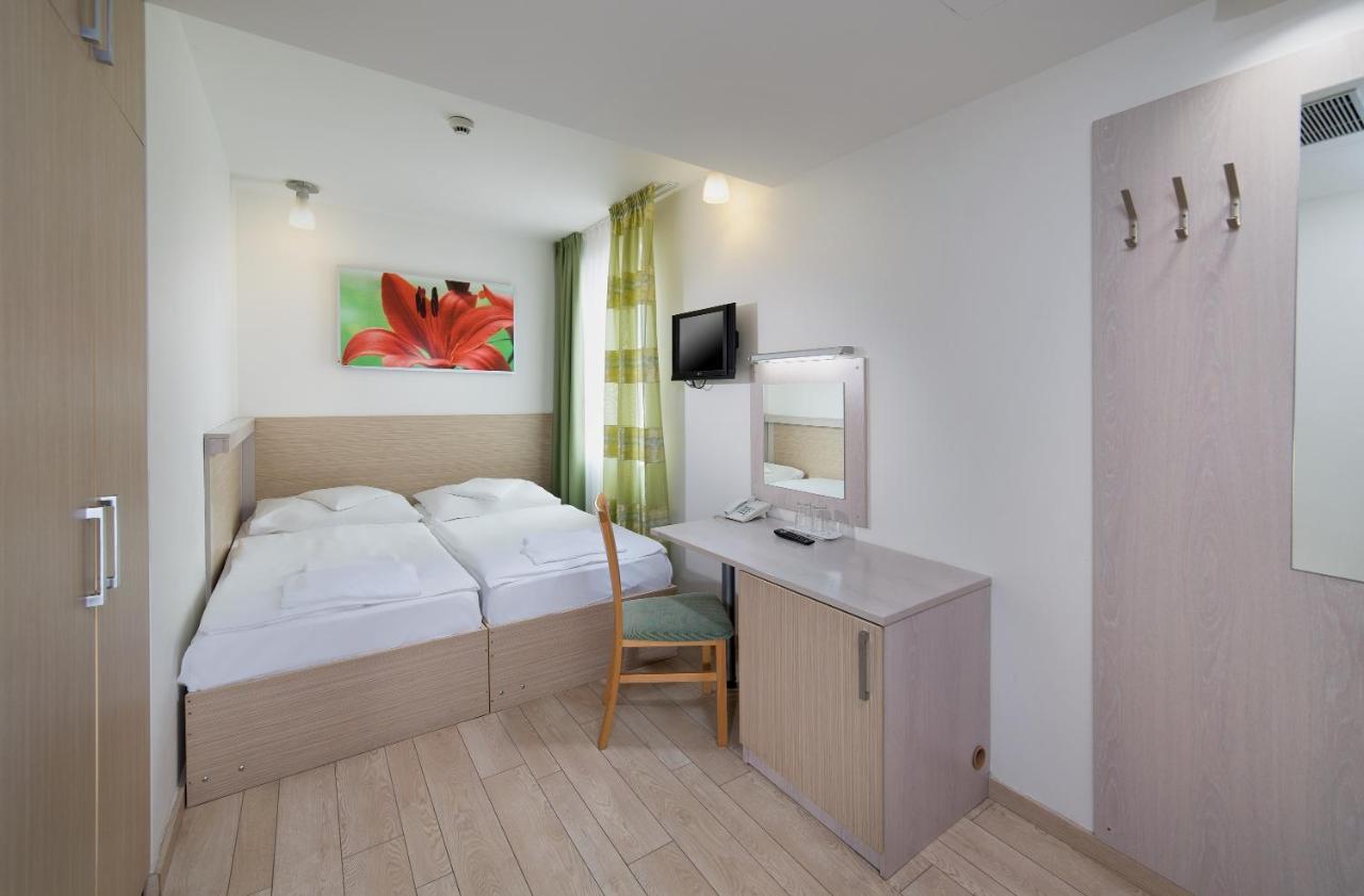 Hotel Ankora Prague Luaran gambar